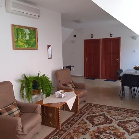 Гостьовий будинок Agria Wellness Еґер